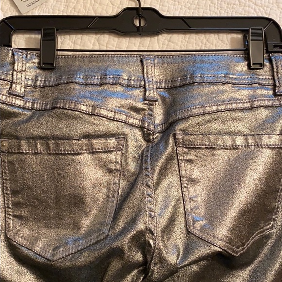 Pants - Picture 4 of 4